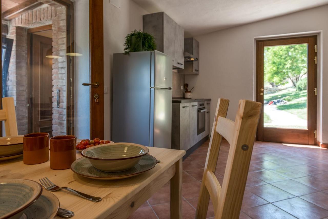 מאסה מריטימה Agriturismo Schiaccia Ghiande מראה חיצוני תמונה