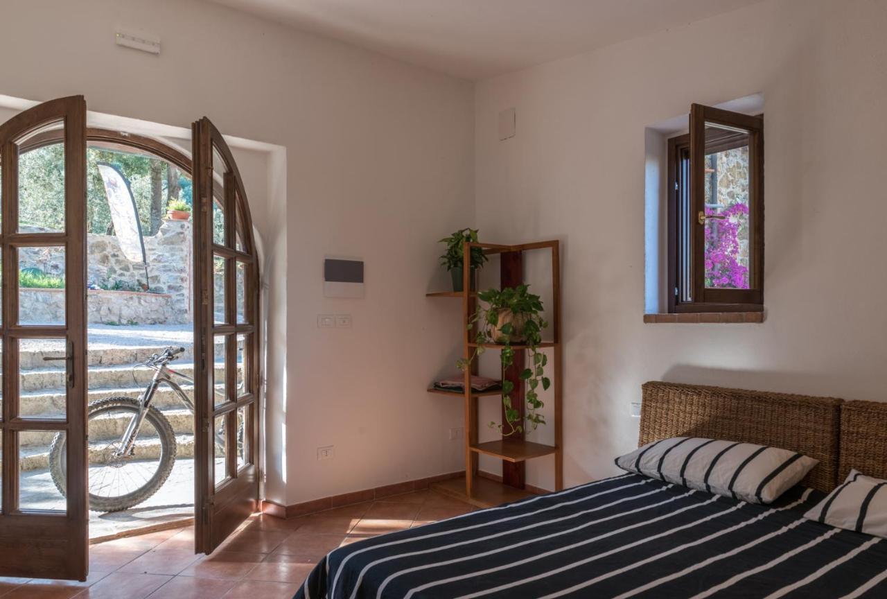 מאסה מריטימה Agriturismo Schiaccia Ghiande מראה חיצוני תמונה
